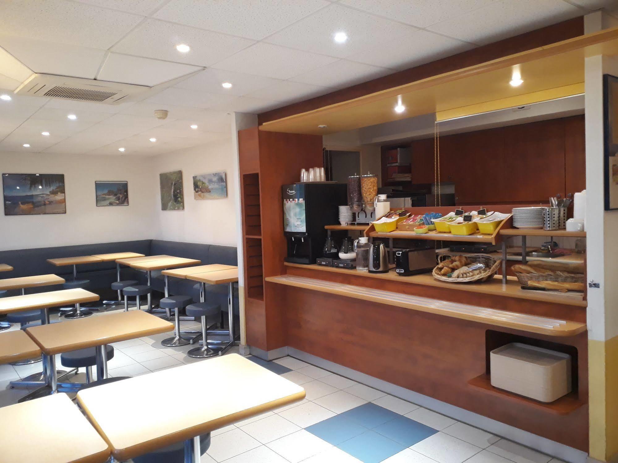 Ibis Budget Orleans Sud Comet Экстерьер фото