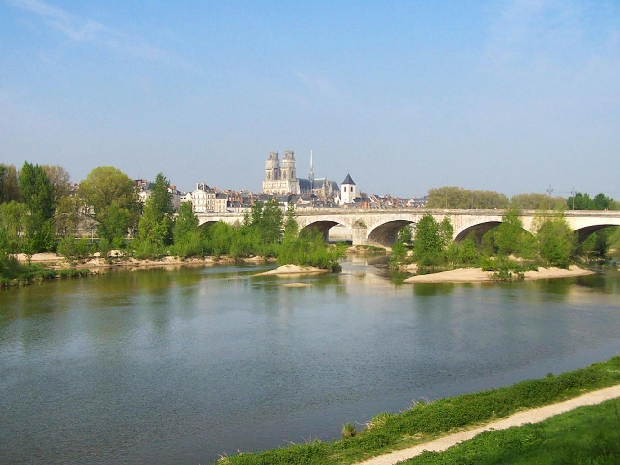 Ibis Budget Orleans Sud Comet Экстерьер фото